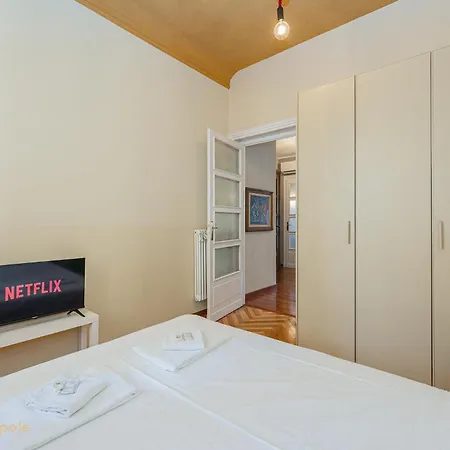 Guastalla Apartamento *